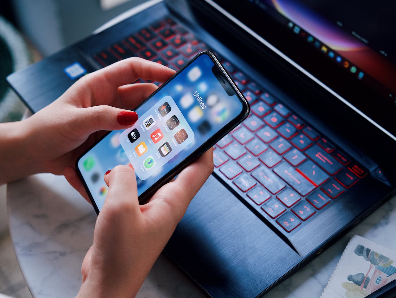 Światłowód w Poznaniu – nowoczesny dostęp do szybkiego internetu